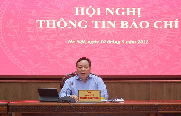 ha-noi-khong-the-gian-cach-tiep-2-1631317889.jpg