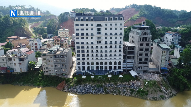 Phóng sự - Điều tra - TP Hà Giang: Khách sạn 'ăn' sông Lô, lãnh đạo thành phố 'che ô' cho sai phạm (Hình 3).