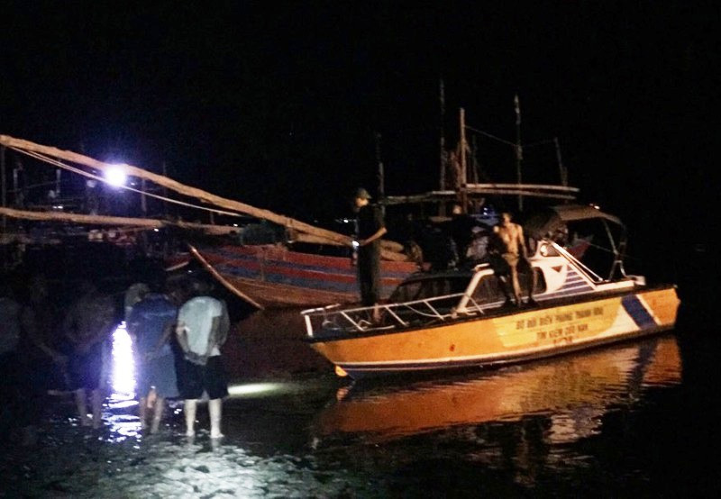 Vụ tàu cá bốc cháy: 2 người chết, 6 người mất tích và bị thương - 3