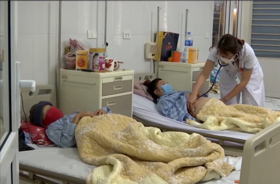 Tin theo quảng cáo "Nhà tôi 3 đời bán thuốc nam", nhiều người suy gan, thận