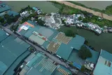 Nhiều nhà xưởng tạm ven đường Nguyễn Văn Giáp tiềm ẩn nguy cơ cháy nổ trong mùa nắng nóng