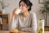 Phụ nữ uống sữa đậu nành có giúp tăng kích thước vòng 1 như lời đồn?