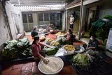 Ghé thăm làng bánh chưng Tranh Khúc để thấy Tết đã về rất gần