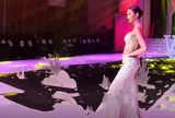 Bị cà khịa "hết thời", diễn không ai xem, Hoàng Thùy thẳng thừng đáp trả