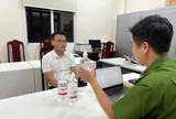 Hà Nội: Phó Chủ tịch thị trấn Chúc Sơn sản xuất hàng giả