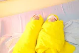 Người mẹ ung thư vú di căn, vỡ oà hạnh phúc nghe 2 con khóc chào đời