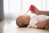 Cách nhận biết và điều trị bệnh viêm đường hô hấp trên ở trẻ sơ sinh