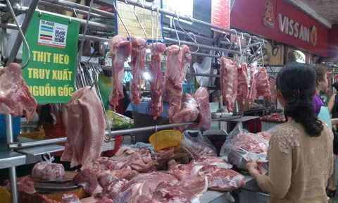 Ngăn chặn lợi dụng đẩy giá thịt heo lên cao dịp cuối năm