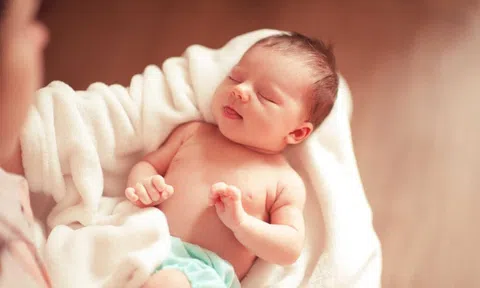 Đâu là nguyên nhân khiến trào lưu ‘sinh thuận tự nhiên’ cực đoan nở rộ?
