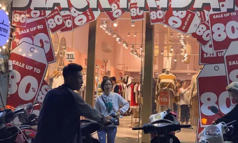 Black Friday: Giải mã vì sao giảm giá đến 90% vẫn có lãi?