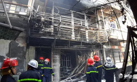 Hà Nội: Cháy lớn tại phố Bùi Ngọc Dương trưa nay do... nổ bình khí gas