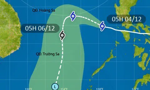 Bão Kammuri liên tục đổi hướng, di chuyển chậm trên Biển Đông