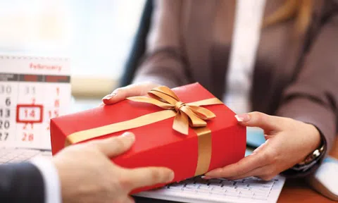 Biến tướng quà tết là hối lộ trá hình