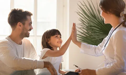 5 điều nhất định phải làm ngay khi có con