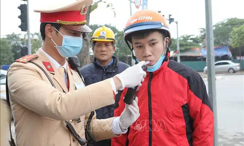Bảo đảm vệ sinh phòng dịch khi kiểm tra nồng độ cồn