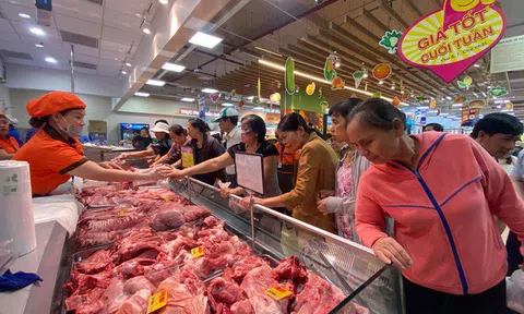 Nhu cầu sử dụng tiêu thụ thịt lợn giảm mạnh