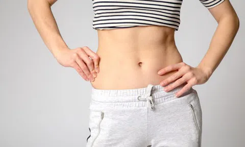Có nên hút mỡ bụng hay không và giải đáp của BSCKI Hồ Quốc Việt
