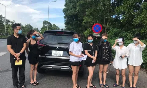 6 cô gái làm giả giấy đi đường để "thông" chốt kiểm dịch tại cửa ngõ Hà Nội