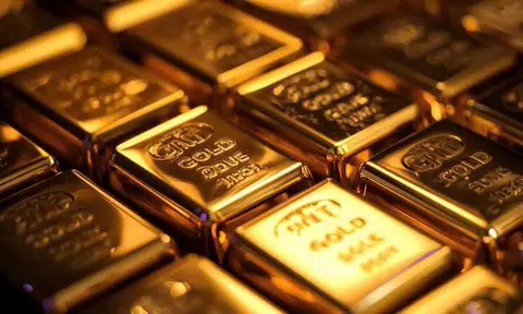 Giá vàng sáng 13/4 tiếp tục lao dốc, mất gần 1 triệu đồng/lượng