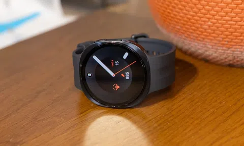 Galaxy Watch 9 nâng cấp AI sức khỏe: Dùng thực tế các chỉ số đo có còn bị ảo?