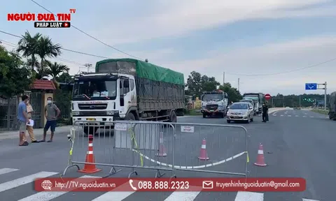 ‘Giám đốc’ và ‘nhân viên’ ‘tẽn tò’ ở chốt kiểm dịch vì bị cảnh sát bóc mẽ chiêu trò ‘thông chốt’