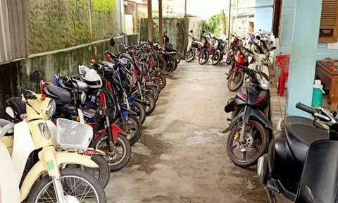 Đã bị lập biên bản xử phạt, không ít học sinh vẫn “chứng nào tật ấy”
