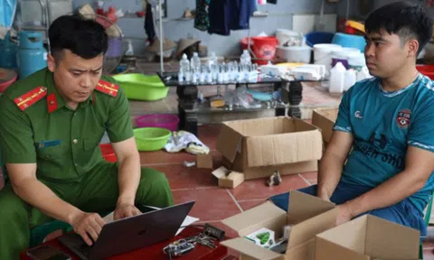 Lời khai của "ông chủ" xưởng sản xuất mỹ phẩm giả phân phối bán hàng trăm nghìn đơn trên Shopee, Tiktok