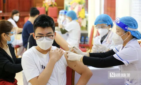 Nguy cơ bùng dịch Covid-19, Bộ Y tế yêu cầu đáp ứng kịp thời thuốc điều trị
