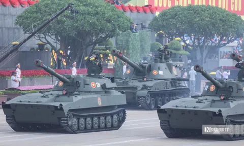 Khí tài hiện đại tại Lễ diễu binh, diễu hành A80