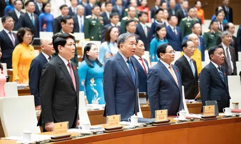Chủ tịch Quốc hội: Pháp luật phải đi trước một bước, mở đường cho đổi mới sáng tạo