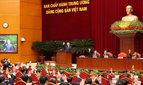 Khai mạc Hội nghị lần thứ ba Ban Chấp hành Trung ương Đảng khóa XIV
