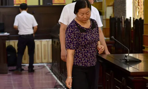 10 năm tù cho kẻ tẩm xăng đốt chú họ