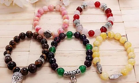 Hoang mang trước “ma trận” vòng đá phong thủy thật giả lẫn lộn