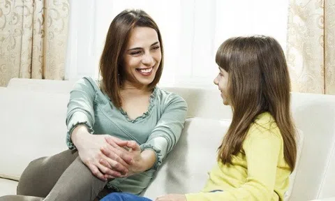 4 cách cải thiện giao tiếp giữa cha mẹ và con cái