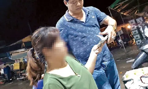 Lực lượng chức năng `vô trách nhiệm` khi để xã hội đen `trấn lột` ở chợ Long Biên?