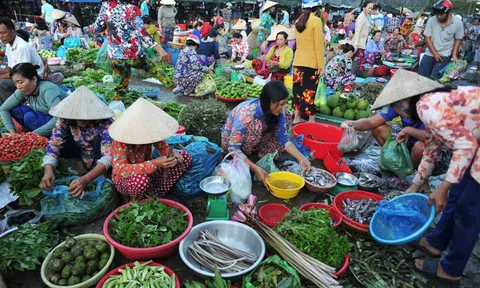 Nơi "độc nhất" miền Tây: Chợ "chồm hổm" chỉ bán thứ của nhà trồng được