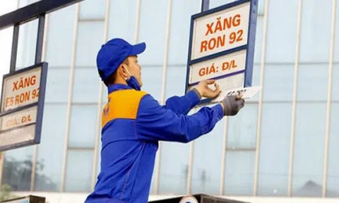 Chiều nay (21/12), giá xăng tiếp tục giảm?