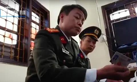Lào Cai: Một trung tá Công an bị tố “bịa luật” để cản trở báo chí?