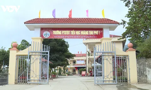 Vụ "11 học sinh bán trú ăn 2 gói mì tôm chan cơm": Những thông tin xung quanh tiền trợ cấp sách vở