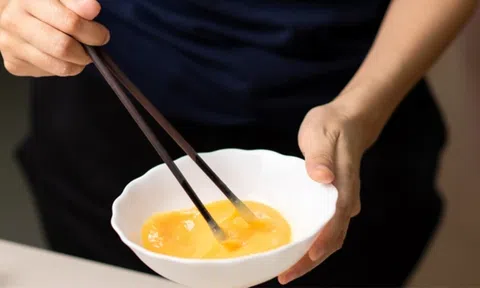 6 mẹo để trứng rán mềm xốp thơm ngon, không dính chảo mà nhiều người chưa biết