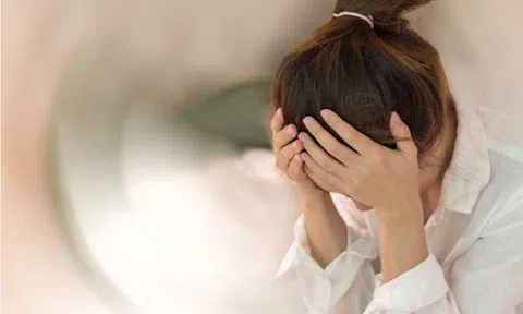 Cảnh giác với cơn chóng mặt xảy ra thường xuyên