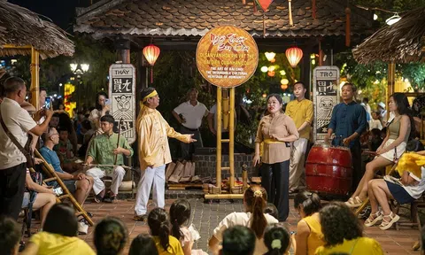 Bền bỉ giữ nhịp di sản Bài chòi nơi phố cổ