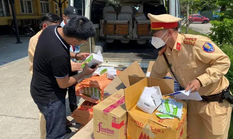 Thừa Thiên Huế: Thu giữ 6.000 kit test COVID-19 không rõ nguồn gốc 