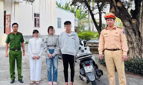 Con gái 14 tuổi lấy xe máy đèo bạn đi chơi, phụ huynh bị phạt 10 triệu đồng
