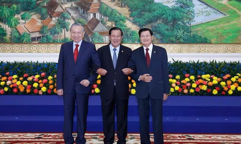 Tổng Bí thư Tô Lâm đồng chủ trì Cuộc gặp người đứng đầu ba Đảng Việt Nam-Campuchia-Lào