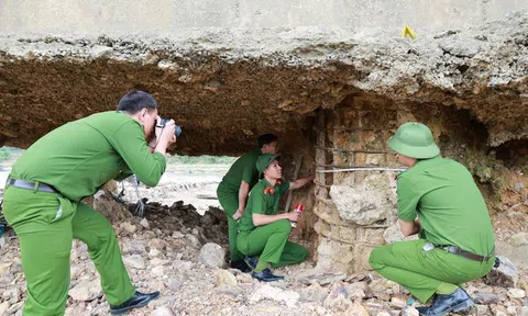 Trước 29 Tết, hoàn thành cầu phao qua sông Lô phục vụ đi lại của Nhân dân