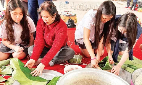 Tết là sum vầy, sẻ chia yêu thương