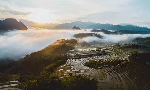 Những mảnh gương trong dưới trời Tây Bắc