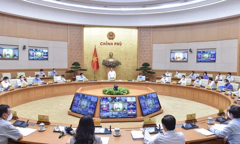 Thủ tướng Phạm Minh Chính: Người dân kiềm chế, không di chuyển tự phát làm lây lan dịch bệnh