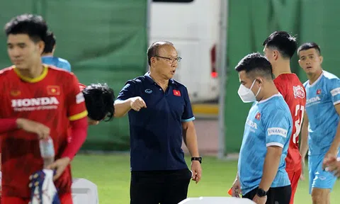 ĐT Việt Nam quyết đấu Trung Quốc: Thầy Park cảnh giác "tai mắt" đối thủ